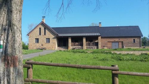 Korycany Villa | Lovecká chata VRŠAVA