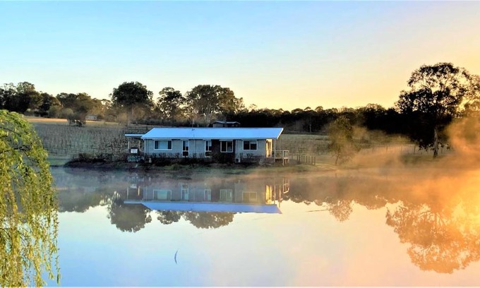Lovedale Maison | Lovedale Lakehouse Vineyard