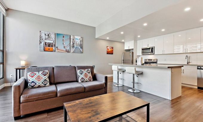 Bay Street Corridor Appartement | Lovely 1+1-BR in DT Toronto