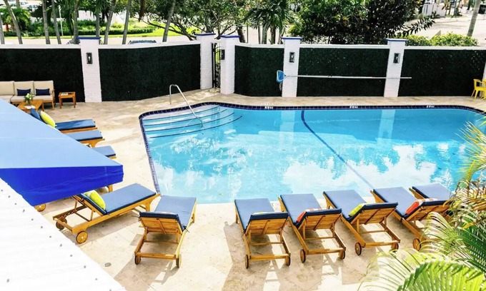 Lauderdale Harbours Appartement | Lovely 1 Bedroom Apt w/ Patio, Kitchenette, Pool Access, & Parking