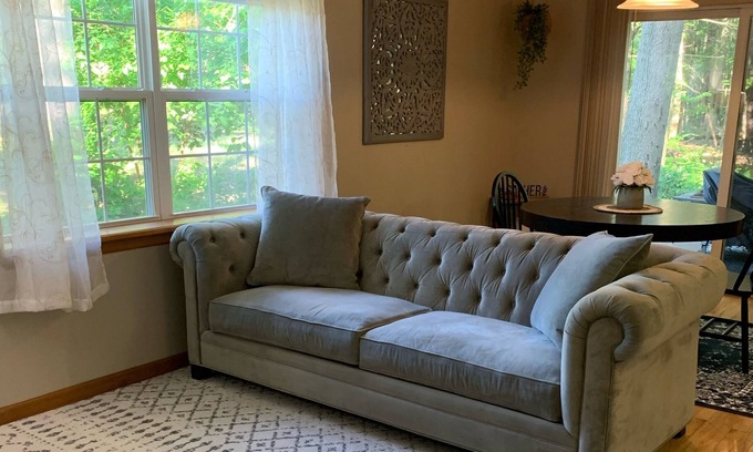 Westmere Appartement | Lovely 1-bedroom apartment with patio/deck.