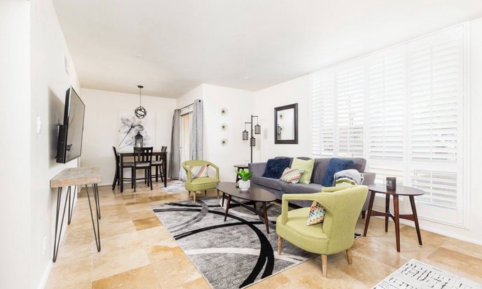 Camelback East Copropriété | Lovely 1 Bedroom Condo For Traveling Professional