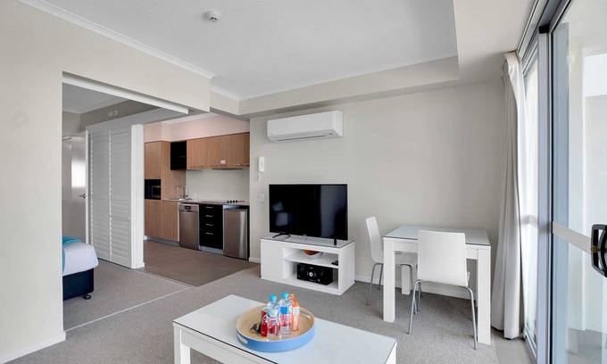 Mackay Appartement | Lovely 1-bedroom in the Heart of Mackay w/ Pool