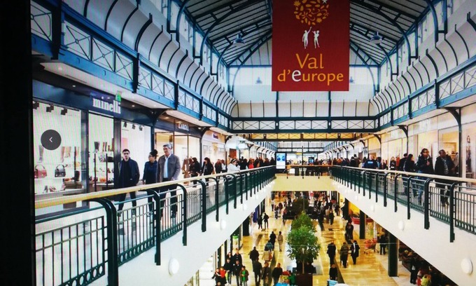 Thorigny-sur-Marne Maison | Precioso jardín de la casa familiar del siglo XIX a 25 minutos de París y Disneyland