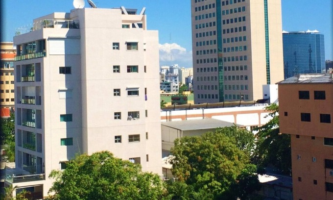 Yolanda Morales Copropriété | Lovely 2-Bedroom Condo in Piantini, Santo Domingo