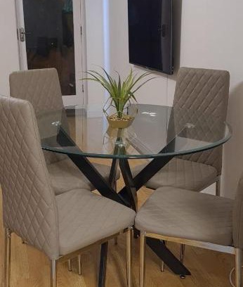 Arnos Grove Appartement | Lovely 2 bedroom Flat with Free Parking