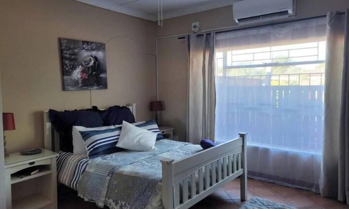 Mokopane Maison | Lovely 2-bedroom house with AC in Mokopane