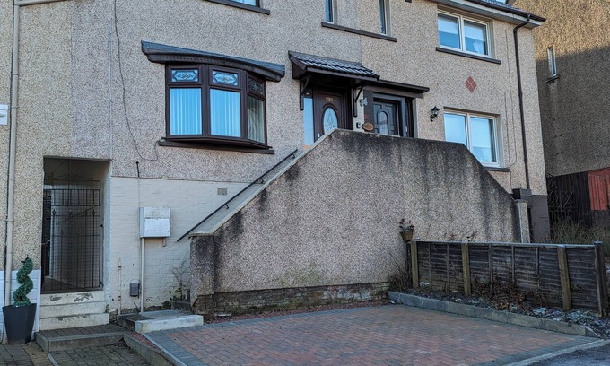 Coatbridge Maison | Lovely 2 Bedroom Terrace House