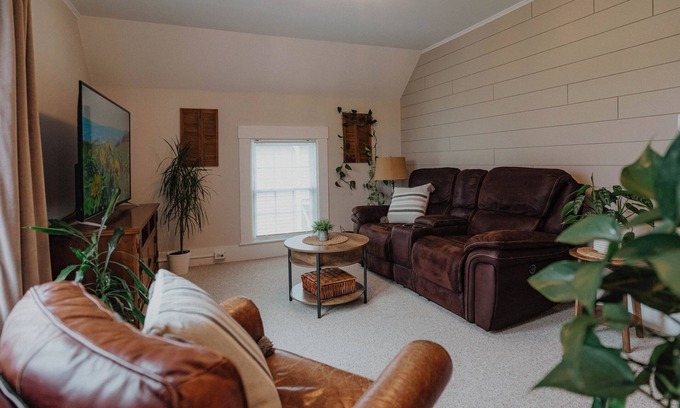 Greenfield Maison | Lovely 2nd Floor Apartment