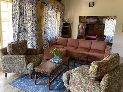 Nyanga Appartement | Lovely 3 bed house in Juliasdale - 2273