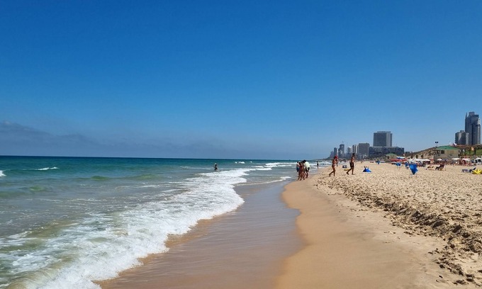 Rishon LeTsiyon Appartement | Lovely Apartment on the beach of Rishon Lezion
