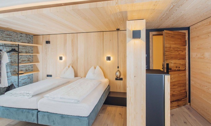 Stams Appartement | Bel appartement pour 3 personnes avec WIFI, terrasse et parking