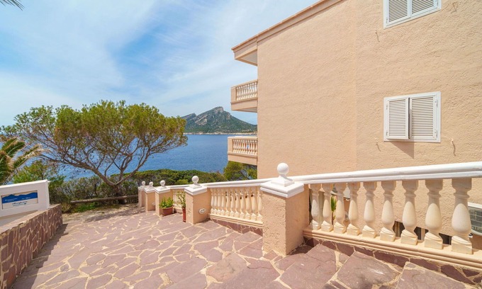 Andraitx Appartement | Confortable appartement pour 4 personnes avec WIFI, piscine, climatisation, TV et balcon