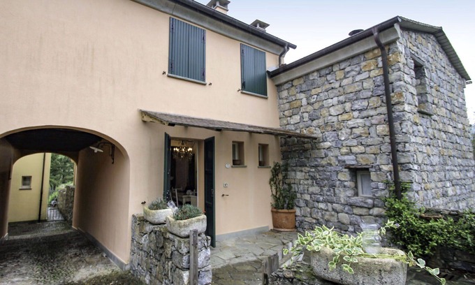 Cinque Terre Appartement | Agréable appartement pour 5 personnes avec WIFI, piscine, TV et patio