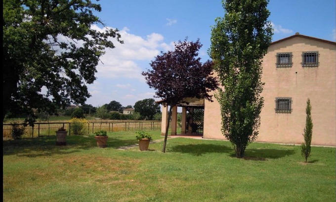 Cortona Appartement | Confortable appartement pour 9 personnes avec WIFI, climatisation, piscine et TV