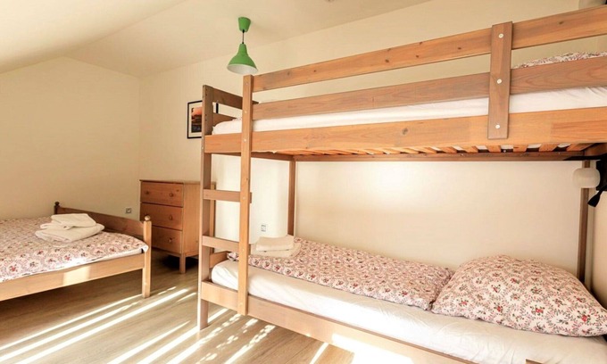 Arnoltice Appartement | Bel appartement pour 6 personnes avec WIFI, TV et terrasse