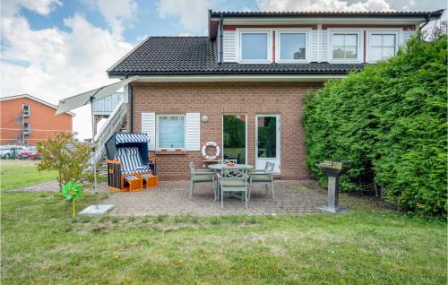 Barhoft Appartement | Lovely Apartment In Klausdorf With Wifi