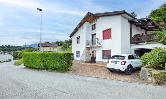 Pedavena Appartement | Lovely apartment in Pedavena with WiFi