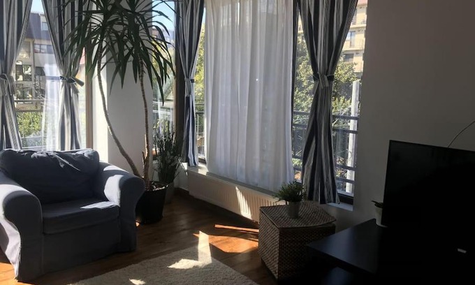 Vitan Appartement | Lovely Apartment in Villa in Bucharest