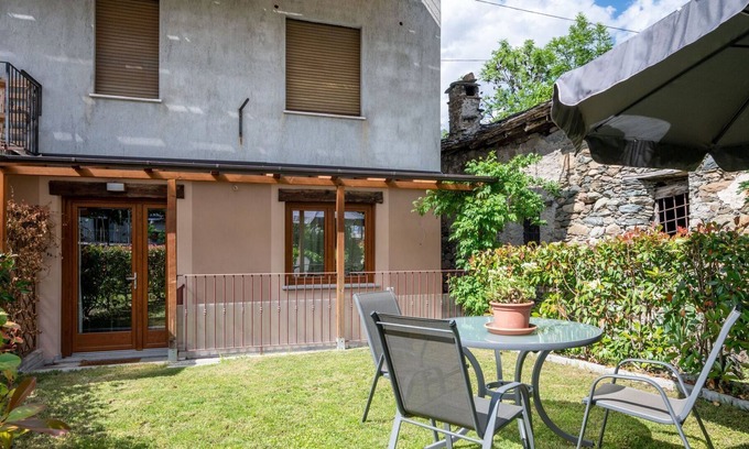 Cors Appartement | Bel appartement pour 2 personnes avec WIFI, bain à remous, TV, animaux admis et parking