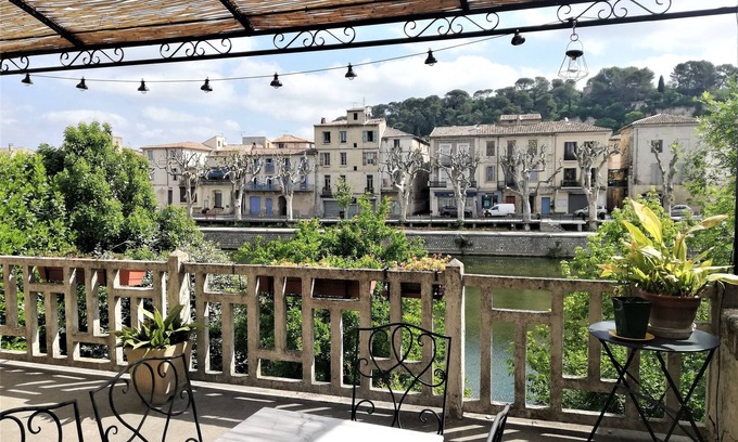 Sommieres Appartement | Joli appartement avec vue, jardin et terrasse