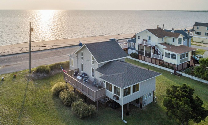 Fortescue Maison | Lovely Coastal Home By Delaware Bay: Walk to Beach