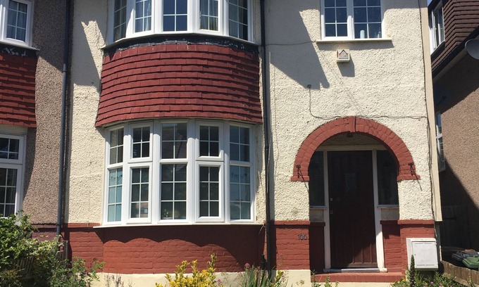 Perry Vale Maison | Lovely Comfortable Three Bedroom Family Home