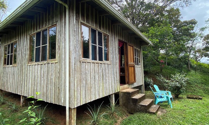 Rincon Cottage | Lovely cottage situated near San Juan de Sierpe with views of the pacific ocean