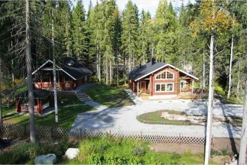 Koli National Park Maison | Lovely cottage in Koli resort next to a large lake and trails