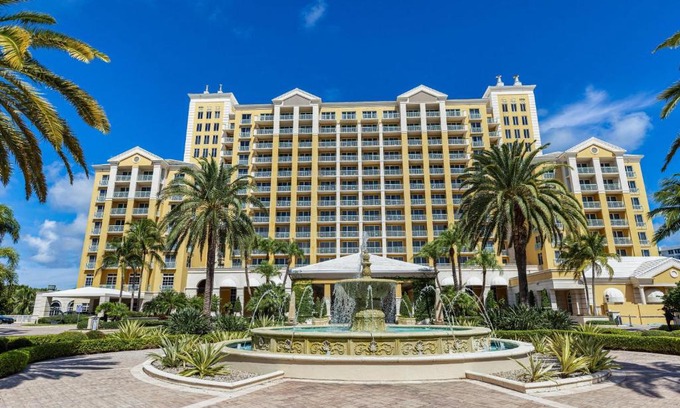 Key Biscayne Maison | Lovely Deluxe Unit Located at Ritz Carlton - Key Biscayne!