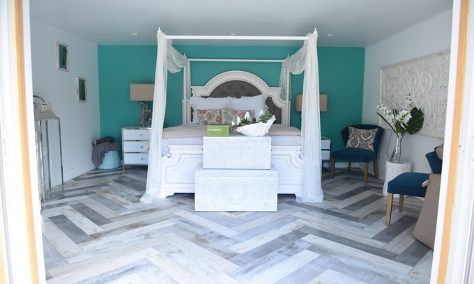 Commack Maison | Lovely escape, home away from home 10 mins from all beaches.