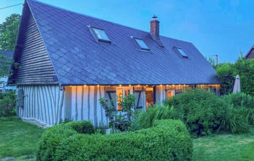 Canville-les-Deux-Eglises Maison | Lovely Home In Canville Les Deux Égli