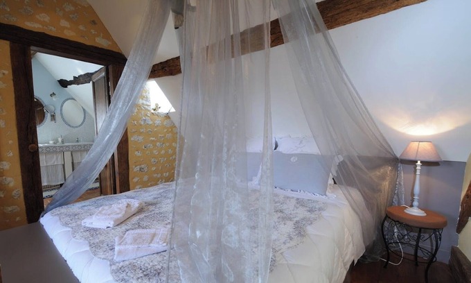 Saint-Germain-des-Grois Maison | Jolie maison percheronne intérieur meublé avec goût. chambres cosy.