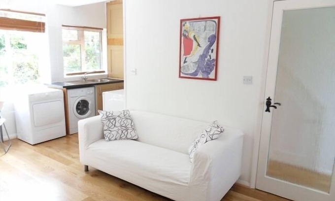 Cleveland Appartement | belle studio de jardin peut accueillir jusqu'à 4 personnes