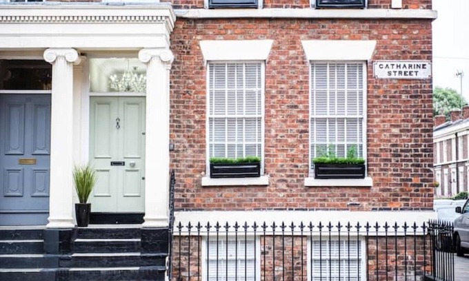 Georgian Quarter Maison | Lovely Georgian Townhouse in city centre