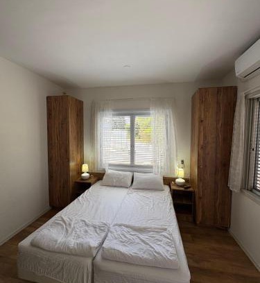 Kfar Sava Maison | Lovely Guest House- אירוח בכפר סבא