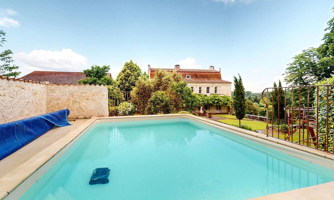 Les Leves-et-Thoumeyragues Maison | Lovely home in LES LEVES ET THOUMEYRA