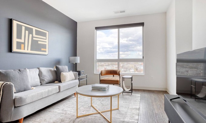 Near Northeast Appartement | Lovely H Street 2BR w/ Gym & W/D, near Union Station, by Blueground