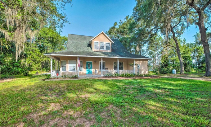 Edgar Maison | Lovely Hawthorne Home w/ Private Boat Dock!