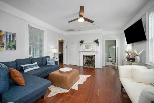 Westside Maison | Lovely & Historical 3BR - Balcony - Central Location