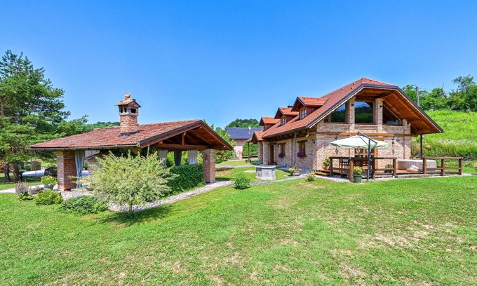 Zabok Maison | Belle maison à Prosenik Gubasevski