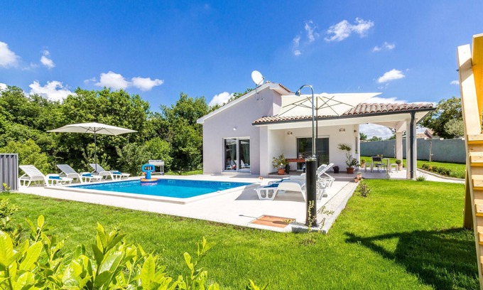 Divsici Maison | Superbe maison à Cetinici avec WiFi
