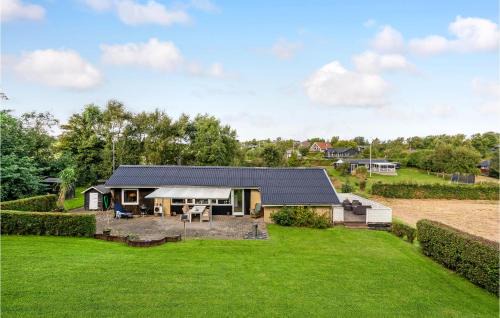 Floutrup Maison | Lovely Home In Roslev With Wifi