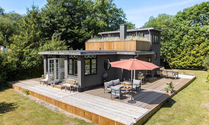 Hov Maison | Lovely home in Tranekær with WiFi