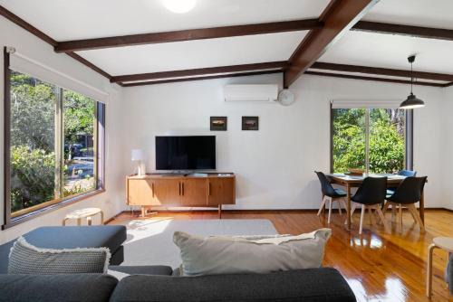 Inverloch Maison | Lovely Home on Lavington