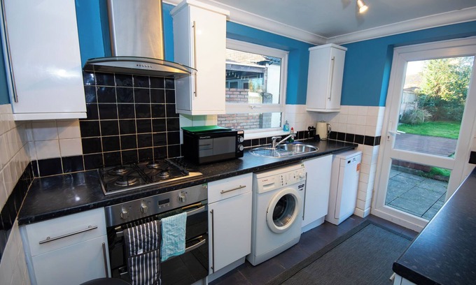 Henbury Maison | Lovely Home With Garden near Blaise Castle Estate