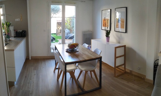 Thiais Maison | Lovely House, Only 7km From Paris/10 min From Airport
