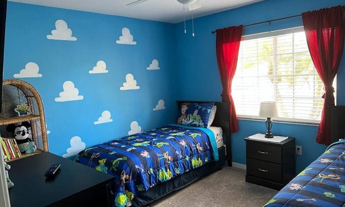 Thousand Oaks Villa | Lovely Relaxing 4Bed 2Bath Pool Villa with Pool Table