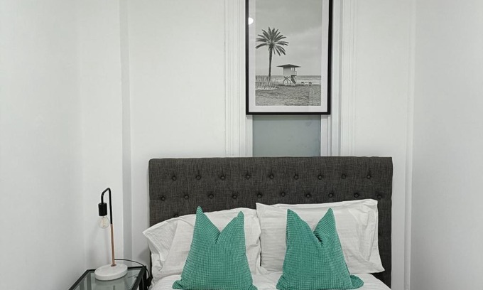 Sydenham Maison | Lovely Room 1Min Walk to Station with 55Inch TV