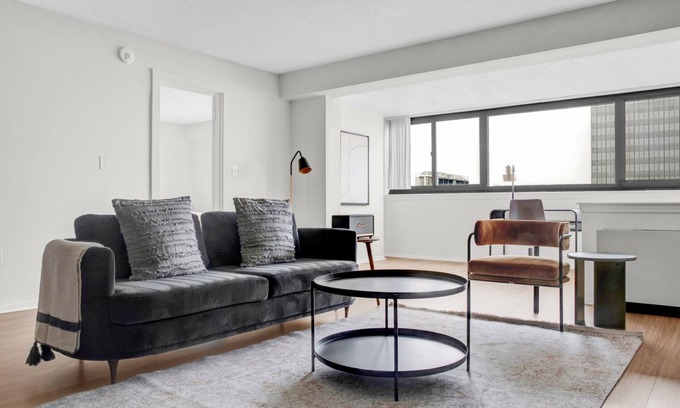 West End Appartement | Lovely Spacious Beacon Hill 1BR w/Views, Gym by Blueground